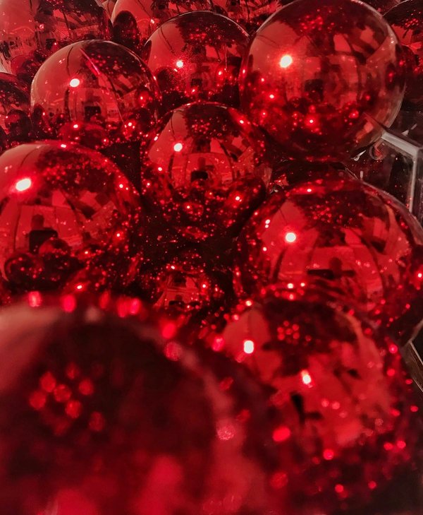 Comment choisir la meilleure couleur de rouge à lèvres pour un teint olive ?