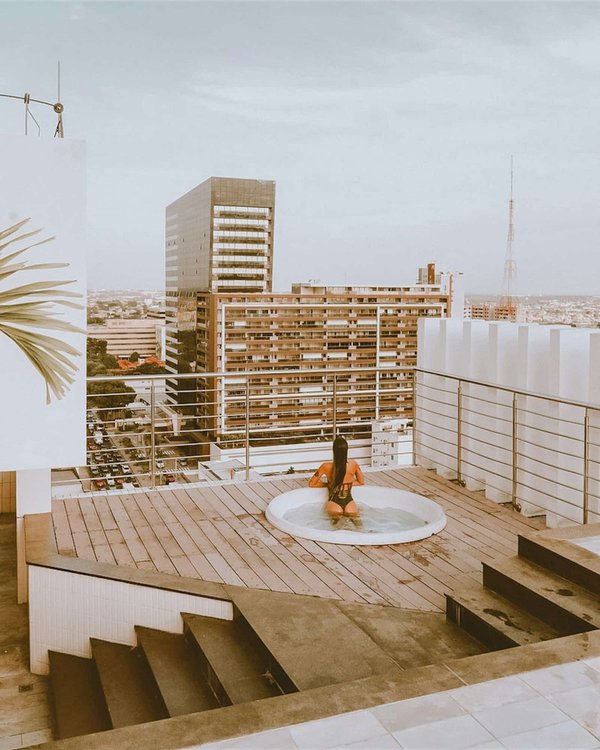 Quels sont les meilleurs livres pour découvrir l'art de la parfumerie naturelle?