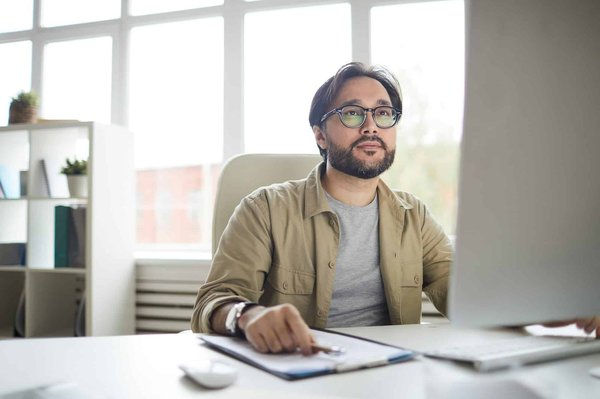 Comment appliquer correctement un sérum à la vitamine C pour maximiser ses effets ?