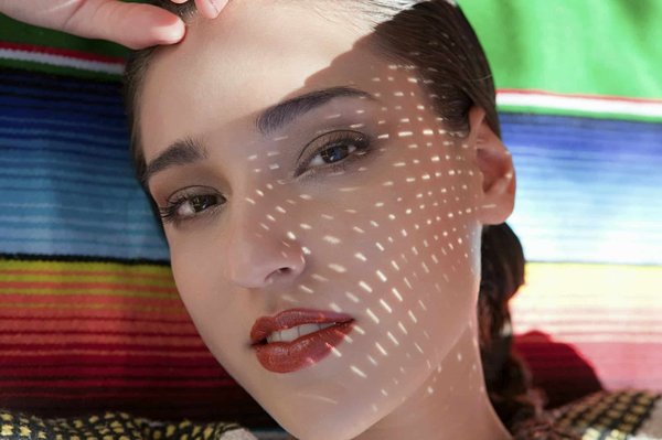 Comment marier des shorts en lin avec des chemises en coton pour un look décontracté?