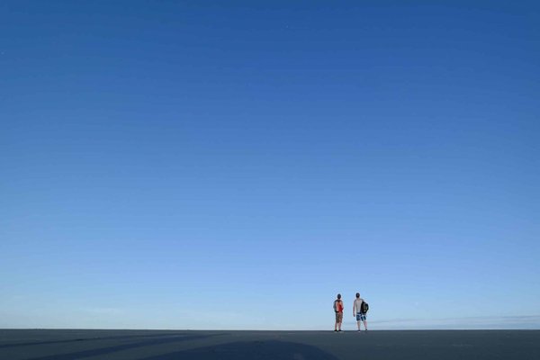 Comment choisir des bijoux minimalistes pour un entretien d'embauche?