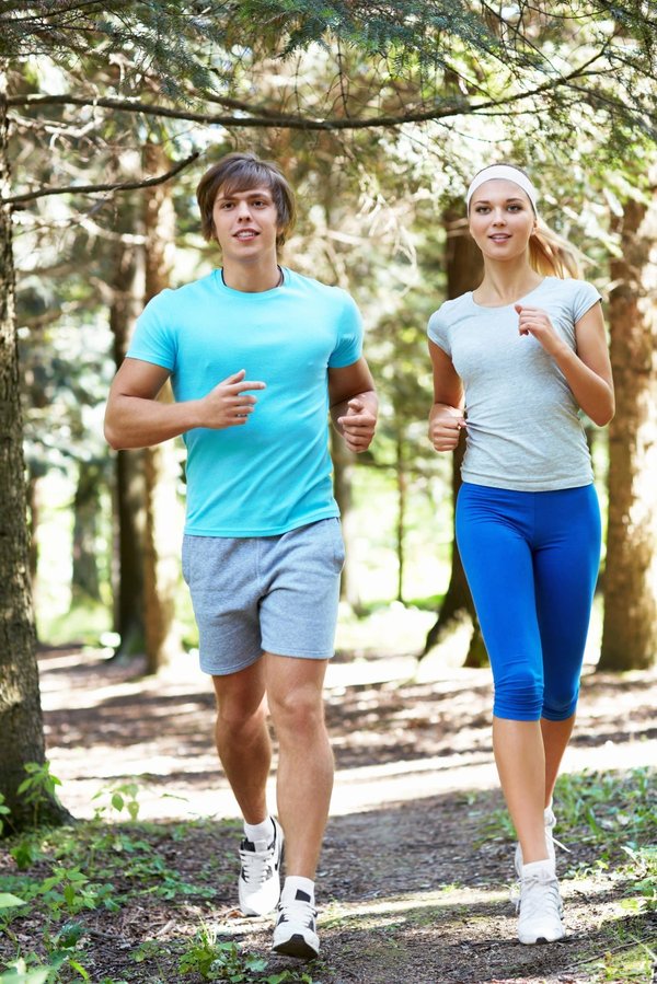 Comment choisir des vêtements de sport adaptés à des conditions climatiques extrêmes?