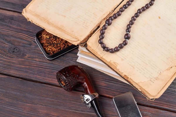 Quels accessoires apporter pour une transformation rapide de bureau à afterwork?