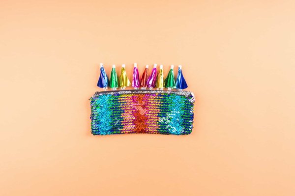 Quel type de pochette est conseillé pour emporter l'essentiel lors d'un gala?