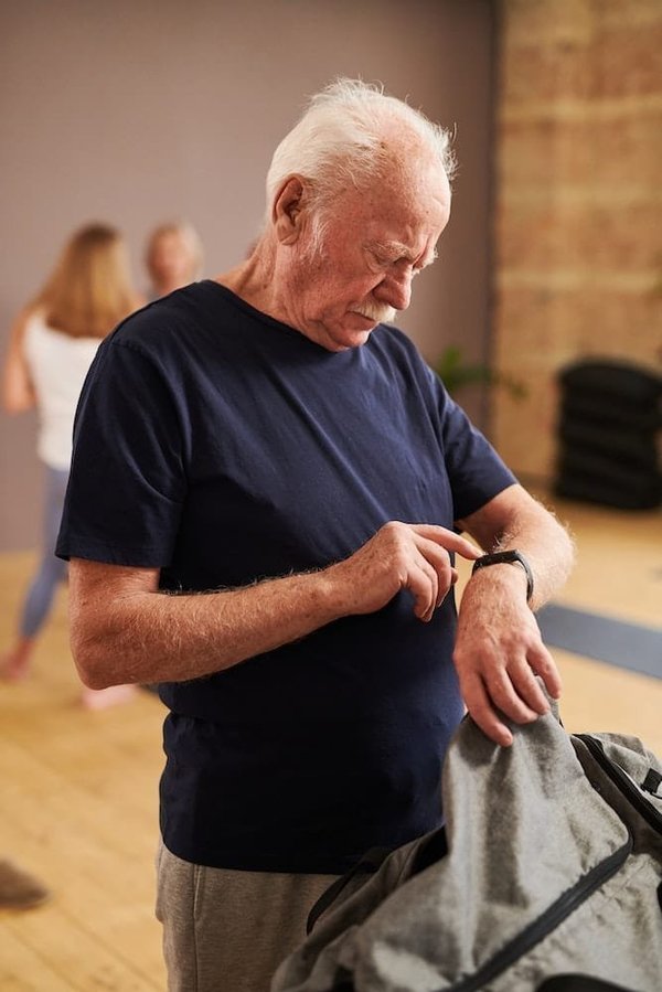 Quel est l'art de choisir une montre-bracelet qui s'accorde parfaitement avec des manches trois-quarts?